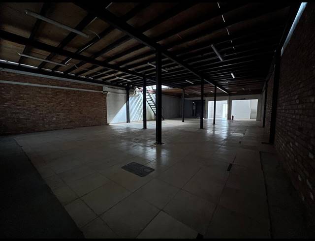 290M² WAREHOUSE TO LET IN HENNOPSPARK